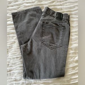Marc Ecko jeans size 34/32 color is gray in very good condition!